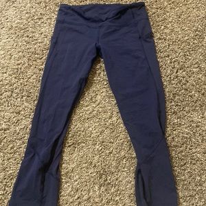 Lululemon size 6
